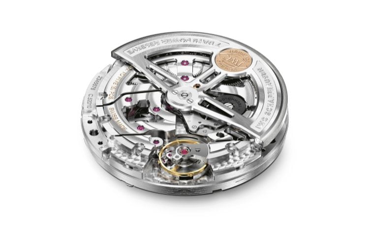 Close up of the pawl-winding system of IWC 52000-calibre family
