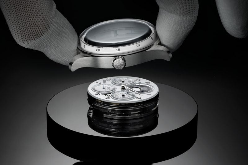 为永恒历腕表(型号:IW505701)装配表壳和玻璃表镜,IWC logo