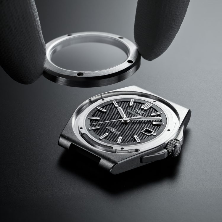 Ingenieur Automatic back assembly